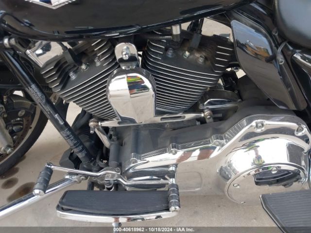 2014 HARLEY-DAVIDSON FLHR 1HD1FBM19EB629767 Photo 8