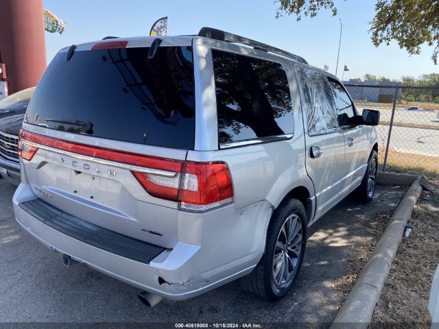 5LMJJ2HT0FEJ04469 Lincoln Navigator