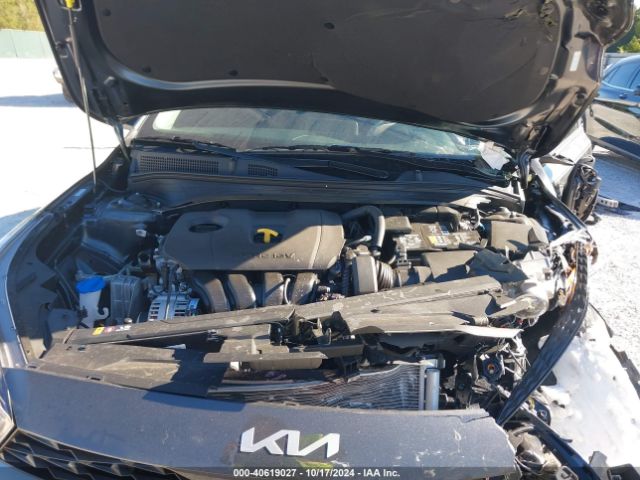 3KPF24AD1RE833680 KIA Forte Lxs