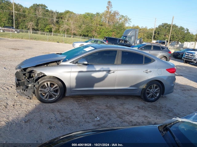 Hyundai Elantra Value Edition 2017 5NPD84LF0HH203275 Image 15