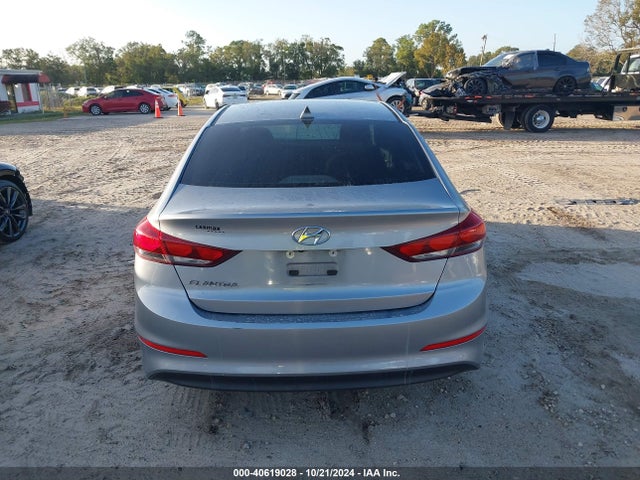 Hyundai Elantra Value Edition 2017 5NPD84LF0HH203275 Image 17