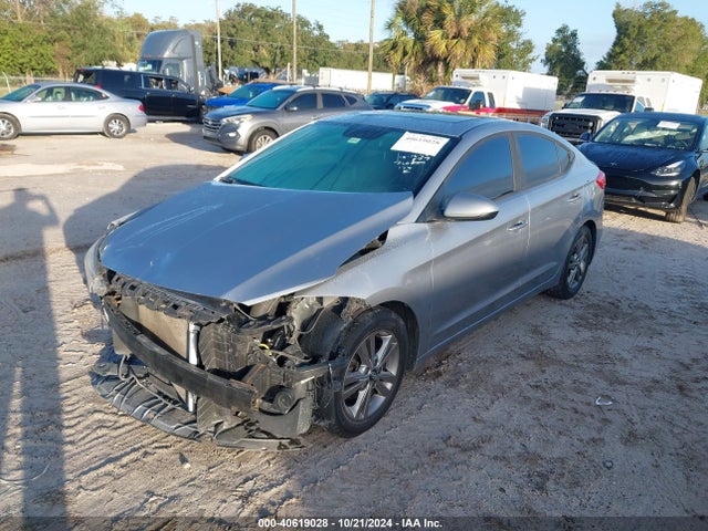 Hyundai Elantra Value Edition 2017 5NPD84LF0HH203275 Image 2