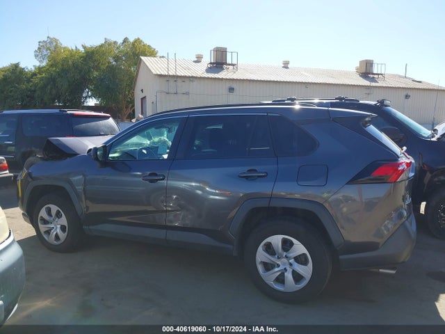Toyota RAV4 LE 2019 2T3H1RFV1KW002815 Image 14