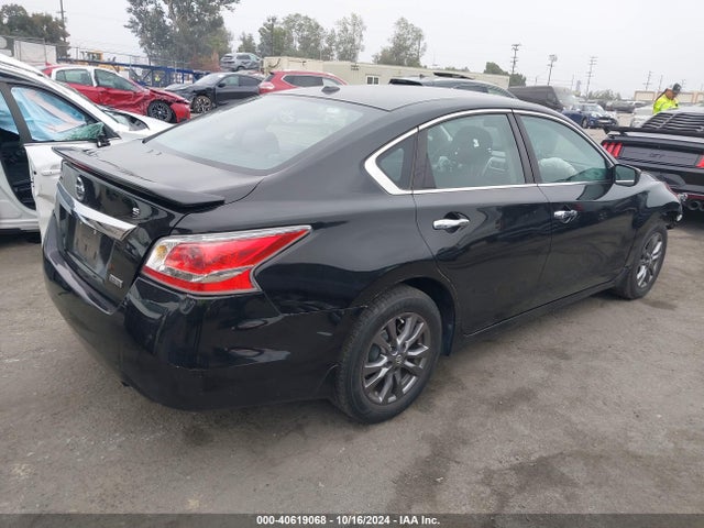 Nissan Altima 2.5 S 2015 1N4AL3AP0FN906658 Image 4