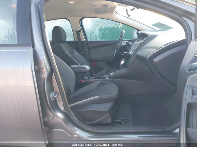 Ford FOCUS SE 2014 1FADP3F28EL429518 Image 5