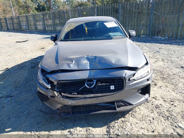 7JRBK0FP3LG046832 Volvo S60 Hybrid T8 Polestar