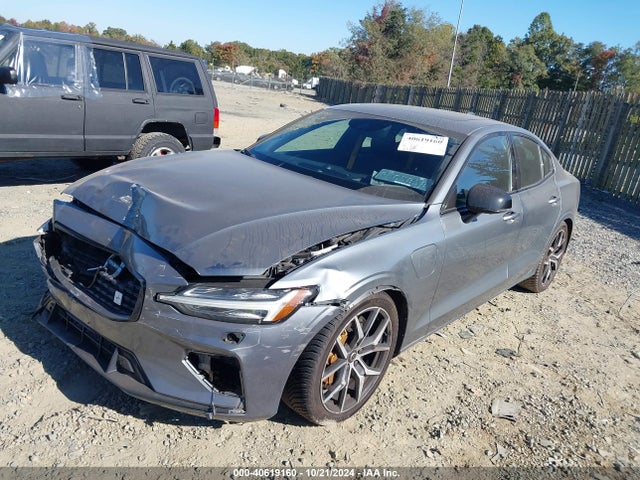 7JRBK0FP3LG046832 Volvo S60 Hybrid T8 Polestar