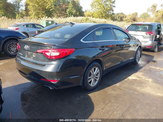 Hyundai SONATA SE 2017 5NPE24AF0HH511510 Image 4