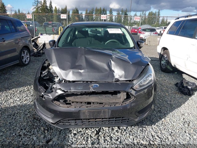 Ford FOCUS SE 2018 1FADP3K23JL279186 Image 13
