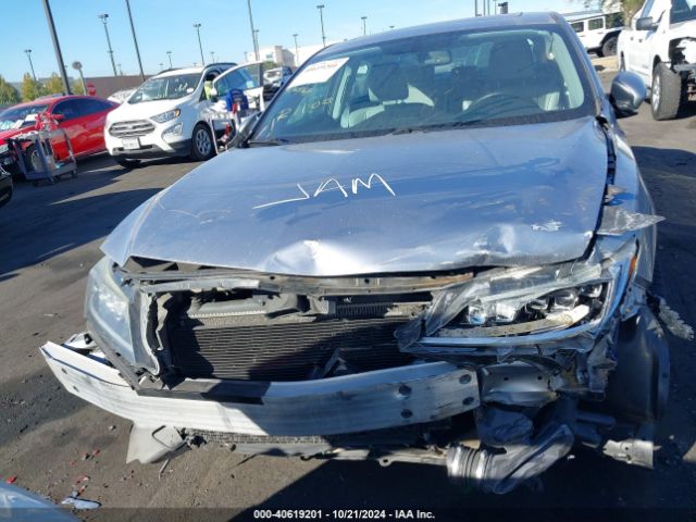 19UDE2F77GA015054 Acura Ilx Premium Package/technology Plus Package