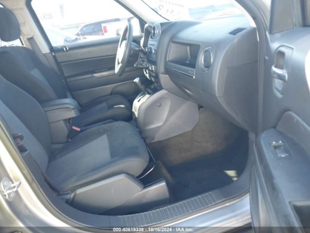 1C4NJPFA7GD794753 Jeep Patriot Latitude