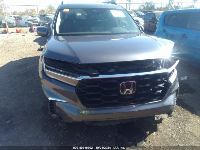 Honda Pilot Awd Touring 2023 5FNYG1H78PB000684 Image 13