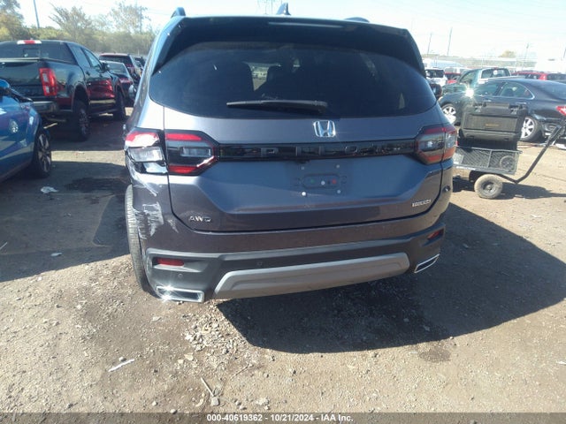 Honda Pilot Awd Touring 2023 5FNYG1H78PB000684 Image 17