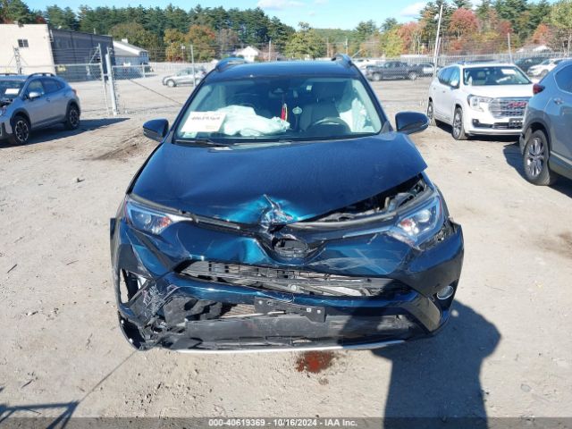2T3RFREV3JW751850 Toyota Rav4 Adventure/xle