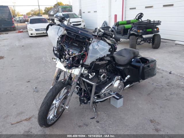 2016 HARLEY-DAVIDSON FLHX 1HD1KBM14GB641131 Photo 1