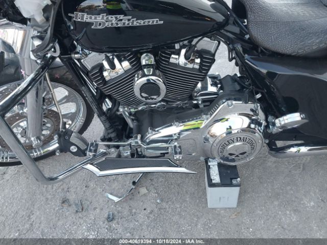2016 HARLEY-DAVIDSON FLHX 1HD1KBM14GB641131 Photo 8
