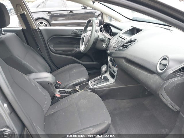 Ford FIESTA SE 2018 3FADP4BJ1JM104754 Image 5
