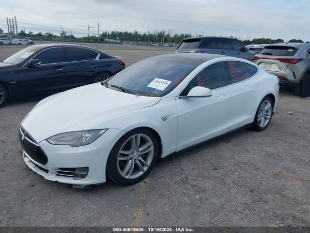 5YJSA1S18EFP33102 Tesla MODEL S