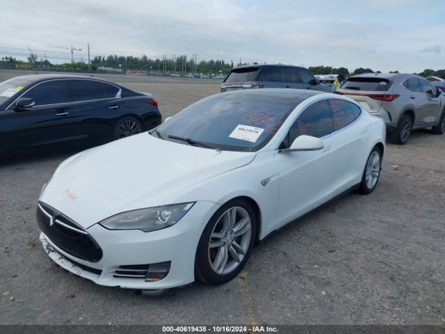 5YJSA1S18EFP33102 Tesla MODEL S