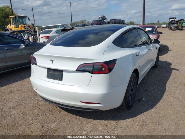 Tesla Model 3 Rear-wheel Drive 2023 5YJ3E1EAXPF448604 Image 4