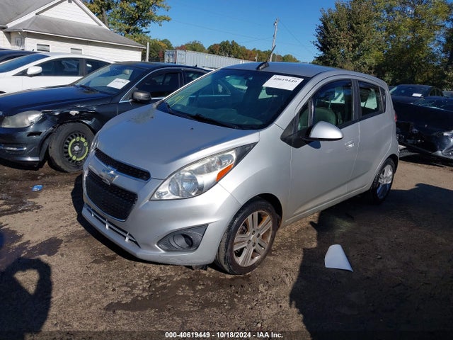 Chevrolet Spark 1lt Cvt 2015 KL8CD6S93FC719002 Image 2