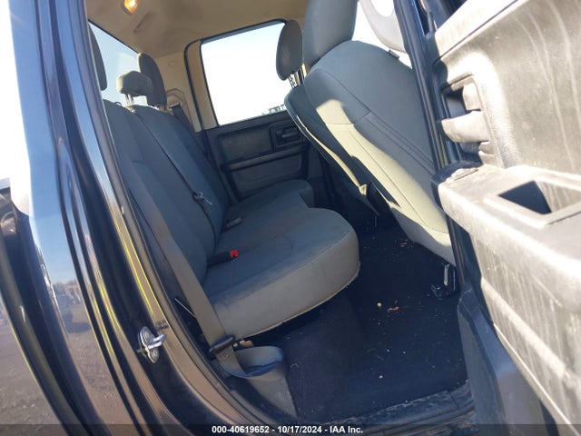 RAM 1500 Express  4x4 6'4 Box 2018 1C6RR7FG1JS246708 Image 8