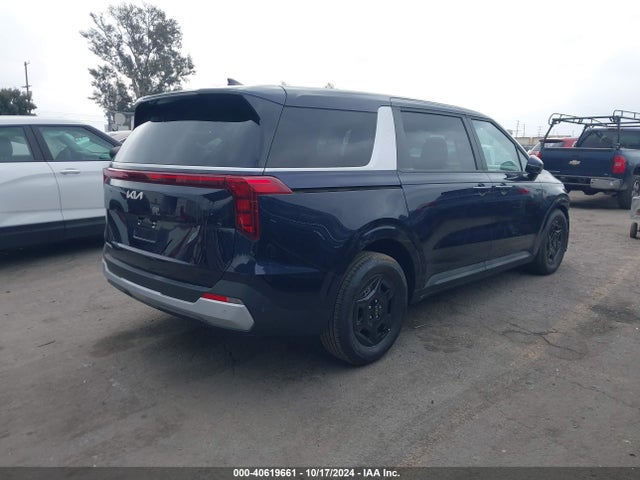 KNDNB5K39S6453960 KIA Carnival Mpv Lxs