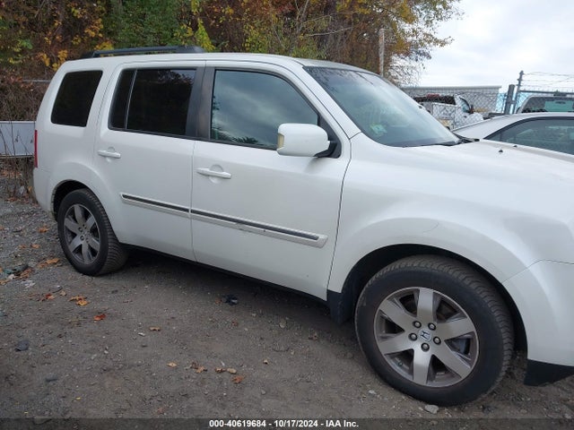 Honda Pilot Touring 2015 5FNYF4H99FB049526 Image 14