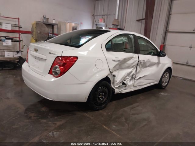 1G1JA5SH4F4144792 Chevrolet Sonic Ls Auto