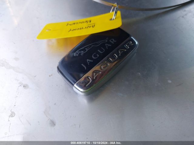 SAJWA1C72H8W05092 Jaguar Xj R-sport