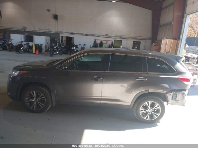 5TDBZRFH4KS929608 Toyota Highlander Le