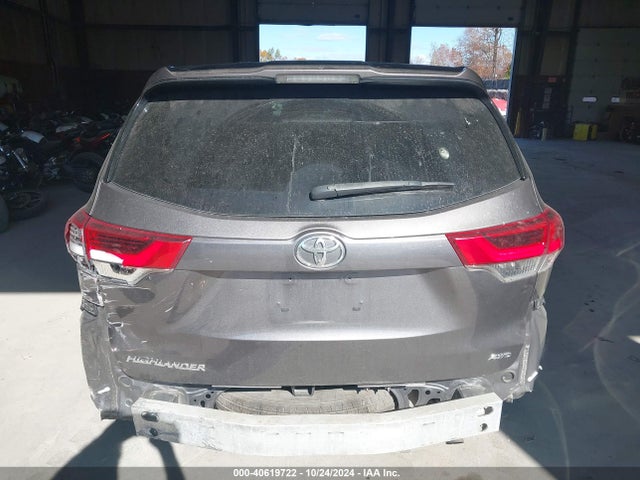 5TDBZRFH4KS929608 Toyota Highlander Le