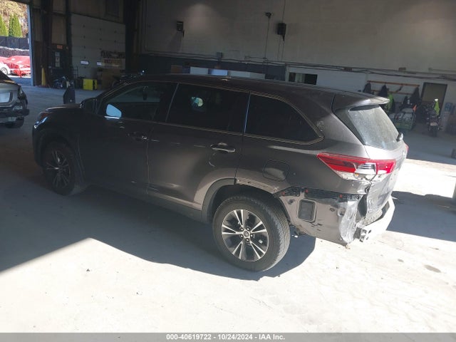 5TDBZRFH4KS929608 Toyota Highlander Le