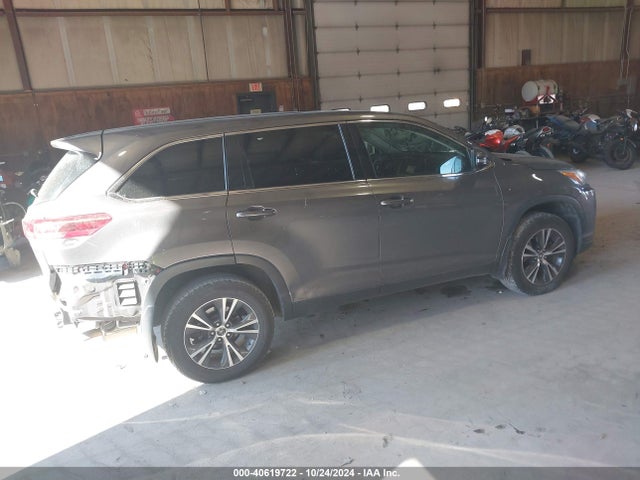 5TDBZRFH4KS929608 Toyota Highlander Le