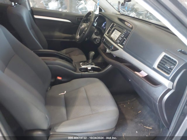 5TDBZRFH4KS929608 Toyota Highlander Le