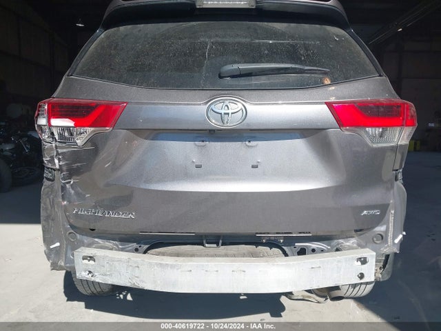 5TDBZRFH4KS929608 Toyota Highlander Le