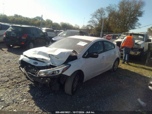 3KPFK4A76HE081189 KIA FORTE LX