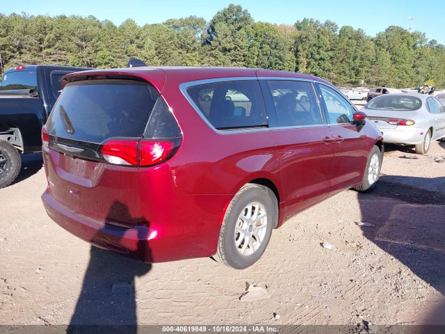 2C4RC1CG2NR223585 Chrysler Voyager Lx