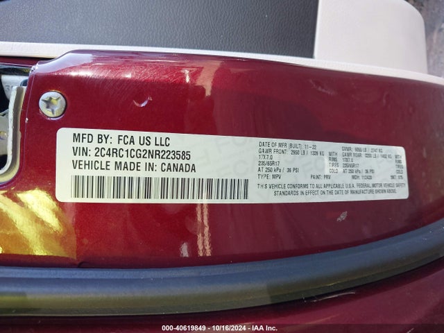 2C4RC1CG2NR223585 Chrysler Voyager Lx
