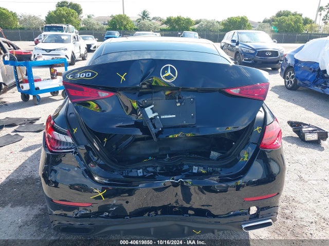 W1KAF4GB9RR162340 Mercedes-Benz C 300