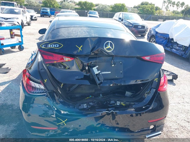 W1KAF4GB9RR162340 Mercedes-Benz C 300