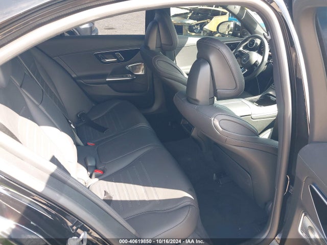 W1KAF4GB9RR162340 Mercedes-Benz C 300