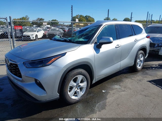5TDZZRAH7NS558227 Toyota Highlander Le