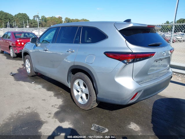 5TDZZRAH7NS558227 Toyota Highlander Le