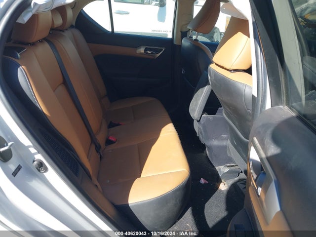Lexus CT 200H 2014 JTHKD5BH5E2198064 Image 8