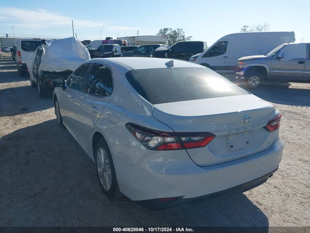 4T1C11AK1RU214562 Toyota CAMRY LE