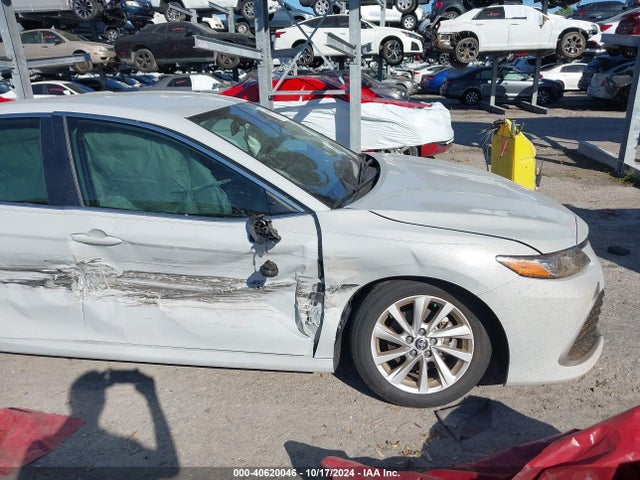 4T1C11AK1RU214562 Toyota CAMRY LE