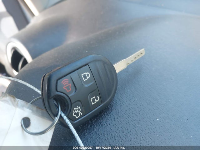 Ford FIESTA SE 2018 3FADP4BJ8JM143759 Image 11