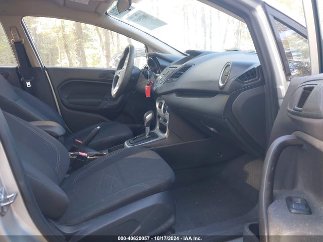 Ford FIESTA SE 2018 3FADP4BJ8JM143759 Image 5