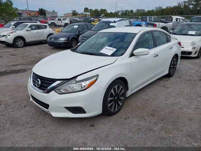 Nissan Altima 2.5 Sv 2018 1N4AL3AP9JC185132 Image 2